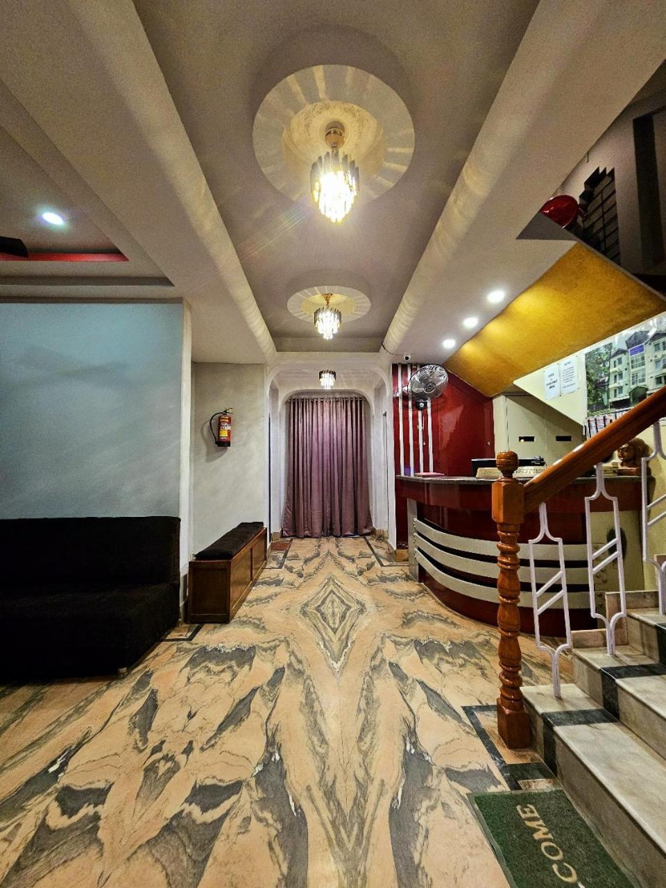 Hotel Vishal Siliguri Buitenkant foto