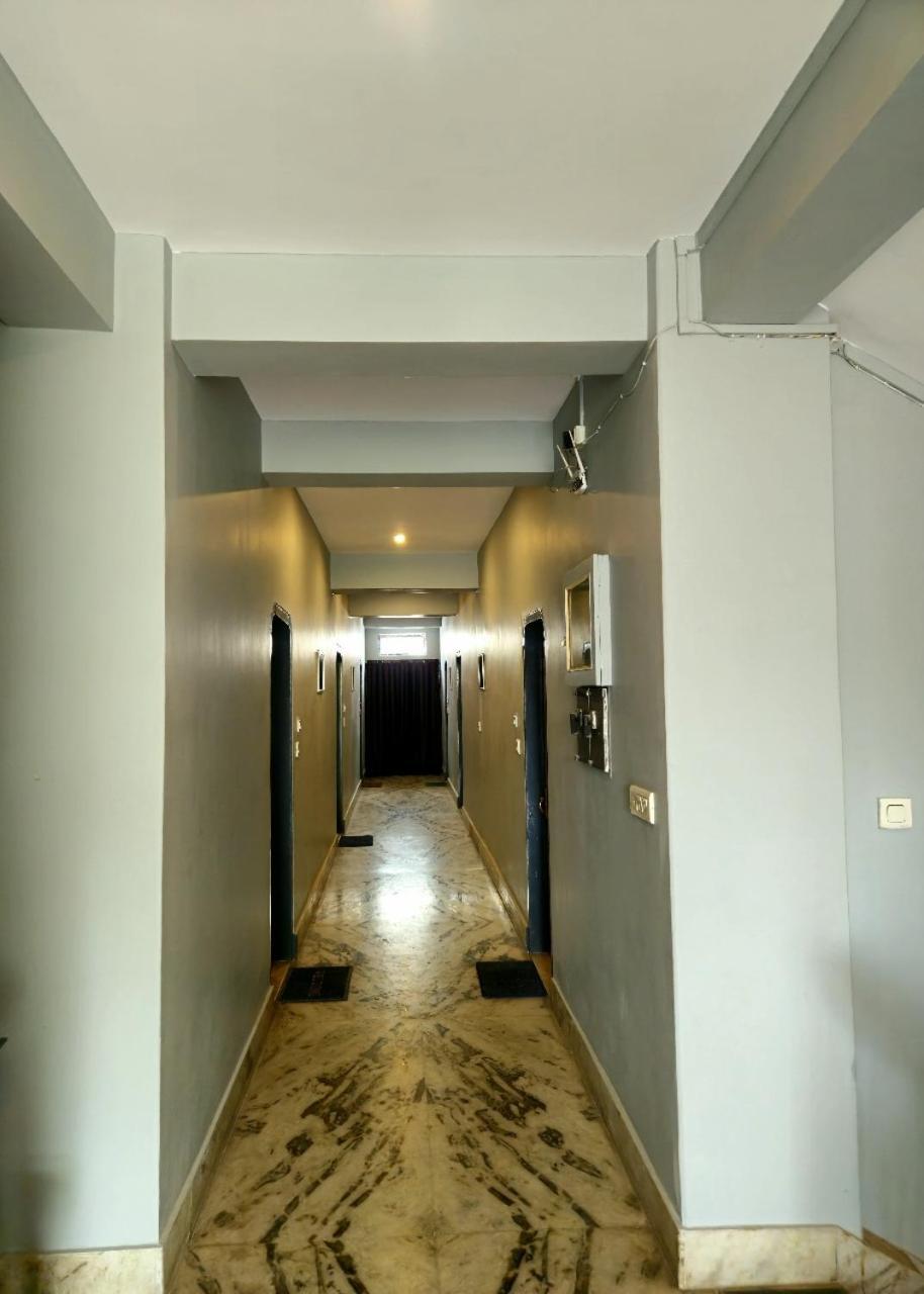 Hotel Vishal Siliguri Buitenkant foto