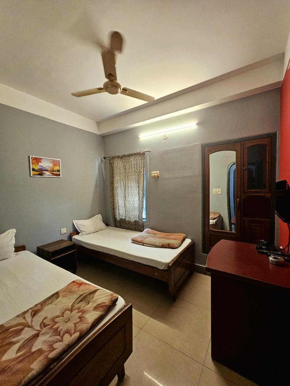 Hotel Vishal Siliguri Buitenkant foto