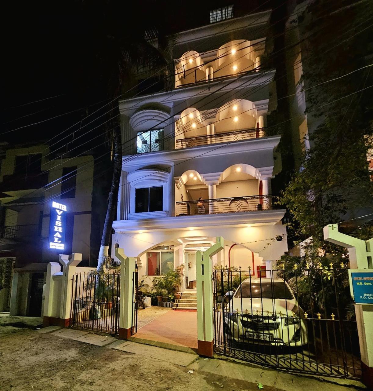Hotel Vishal Siliguri Buitenkant foto