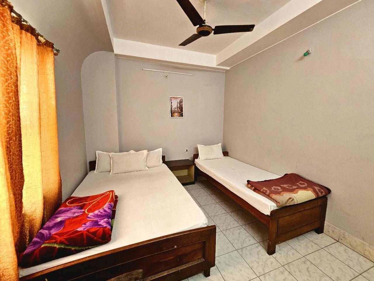 Hotel Vishal Siliguri Buitenkant foto