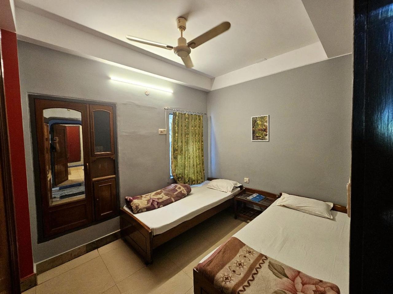 Hotel Vishal Siliguri Buitenkant foto